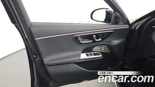 Mercedes-Benz E-Class E300 4MATIC AMG Line, миниатюра 30