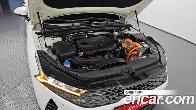 Kia K5 гибрид III Signature, миниатюра 3