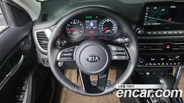 Kia Seltos бензин 1.6 Turbo 2WD Signature, миниатюра 5