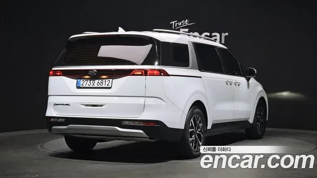 Kia Carnival дизель 9 мест Prestige, миниатюра 4