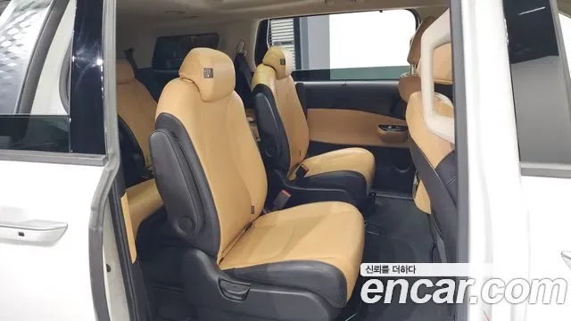 Kia Carnival дизель 9 мест, миниатюра 6
