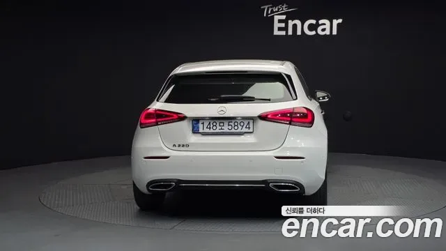 Mercedes-Benz A-Class A220, миниатюра 25