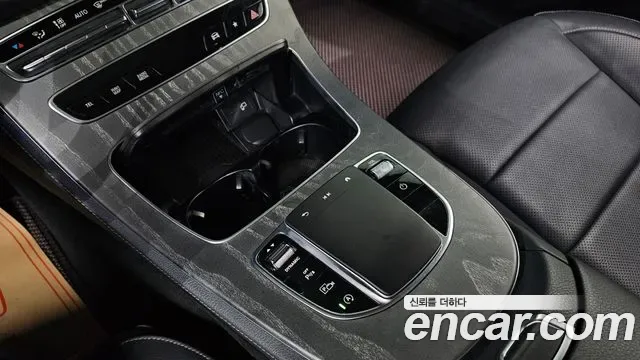 Mercedes-Benz E-Class E350 4MATIC AMG Line, миниатюра 8