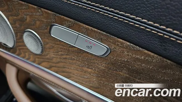 Mercedes-Benz E-Class E300e 4MATIC, миниатюра 24