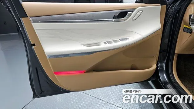Hyundai Grandeur Calligraphy, миниатюра 5