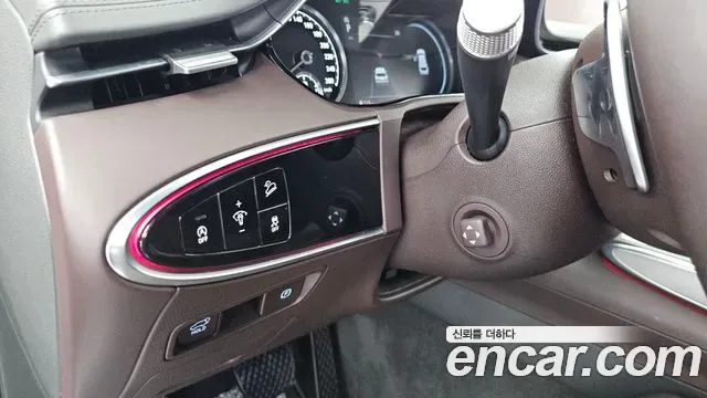 Genesis GV70 2.5T бензин AWD ( ), миниатюра 3