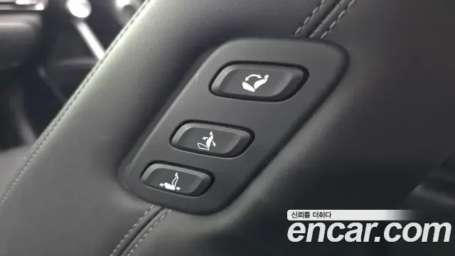 Genesis GV60, миниатюра 9