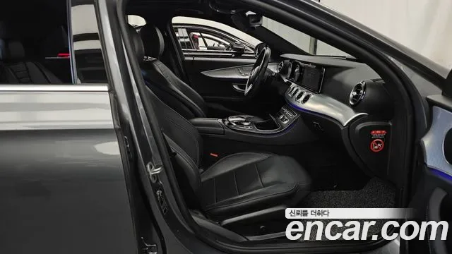 Mercedes-Benz E-Class E250, миниатюра 15