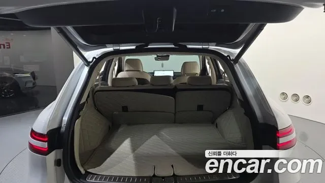 Genesis GV70 2.5T бензин 2WD ( ), миниатюра 13