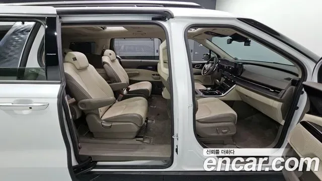 Kia Carnival дизель 9 мест Signature, миниатюра 2