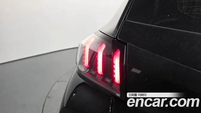 Peugeot E-208 GT Line, миниатюра 18