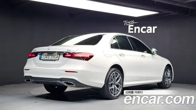 Mercedes-Benz E-Class E220d 4MATIC AMG Line, миниатюра 8
