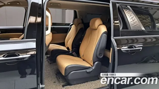 Kia Carnival дизель 9 мест, миниатюра 29