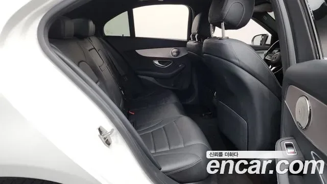 Mercedes-Benz C-Class C300e 4MATIC AMG Line, миниатюра 4