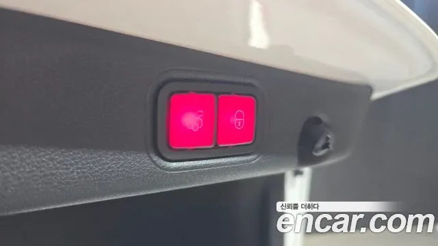 Mercedes-Benz E-Class E300 4MATIC, миниатюра 22