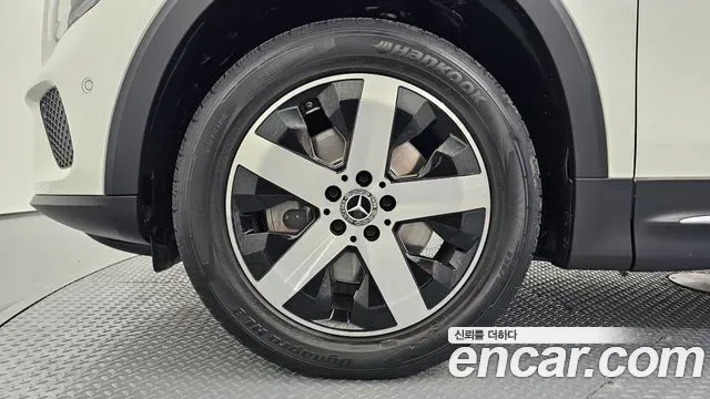 Mercedes-Benz GLB GLB220, миниатюра 20