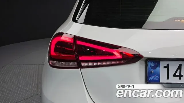 Mercedes-Benz A-Class A220, миниатюра 7