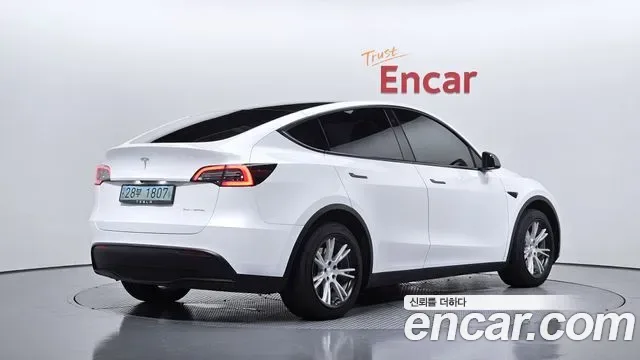 Tesla Y AWD, миниатюра 18