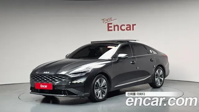 Kia K8 гибрид Signature