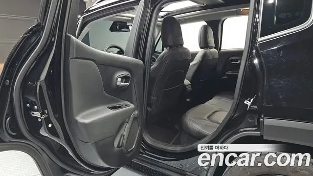 Jeep Renegade, миниатюра 3