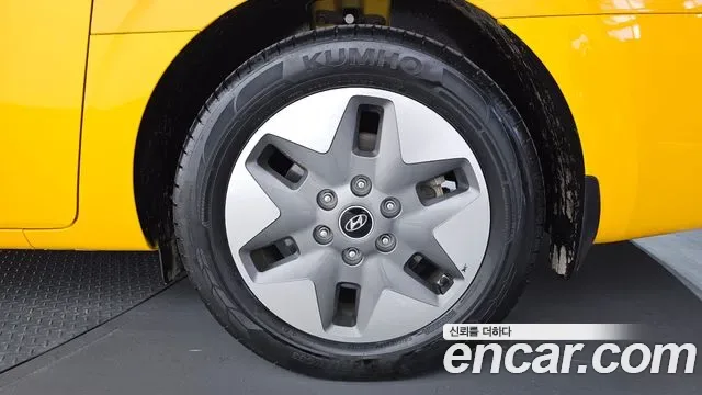 Hyundai Staria L3.5 15 мест, миниатюра 6