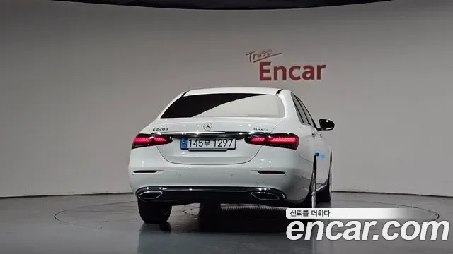 Mercedes-Benz E-Class E220d 4MATIC, миниатюра 29
