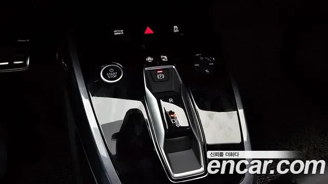 Audi Q4, миниатюра 30