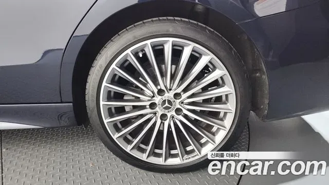 Mercedes-Benz C-Class C300 AMG Line, миниатюра 15