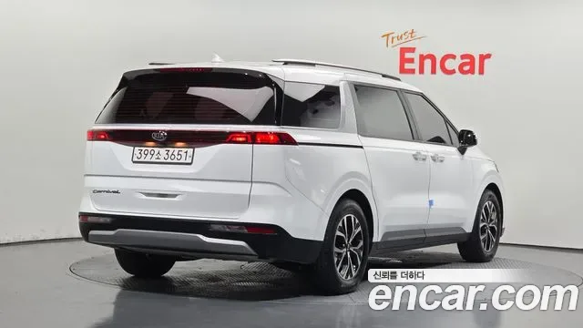 Kia Carnival дизель 9 мест Prestige, миниатюра 2