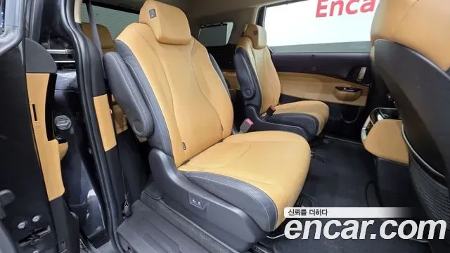 Kia Carnival дизель 9 мест, миниатюра 5