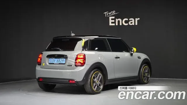 MINI Cooper SE III, миниатюра 5