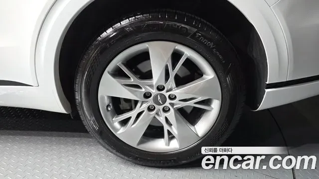 Genesis GV70 2.5T бензин 2WD ( ), миниатюра 6