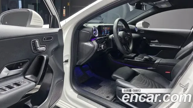 Mercedes-Benz A-Class A220, миниатюра 27