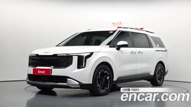 Kia Carnival дизель 9 мест Prestige