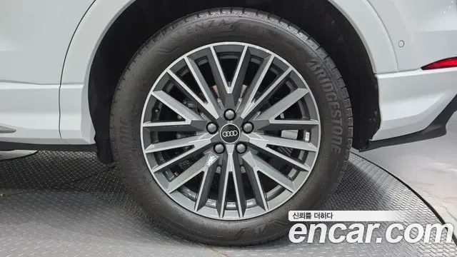 Audi Q3 35 TDI Premium, миниатюра 11