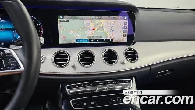 Mercedes-Benz E-Class E250, миниатюра 13