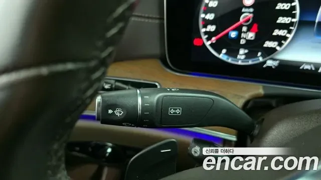 Mercedes-Benz E-Class E300 4MATIC, миниатюра 23