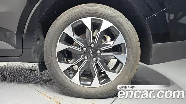 Kia Carnival дизель 9 мест Prestige, миниатюра 7