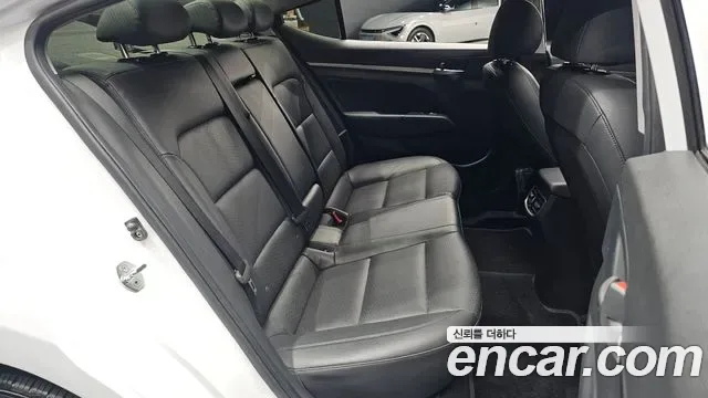 Hyundai Avante AD, миниатюра 17