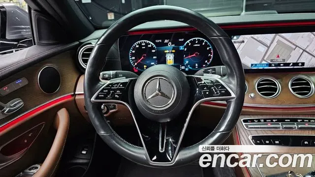 Mercedes-Benz E-Class E250, миниатюра 14