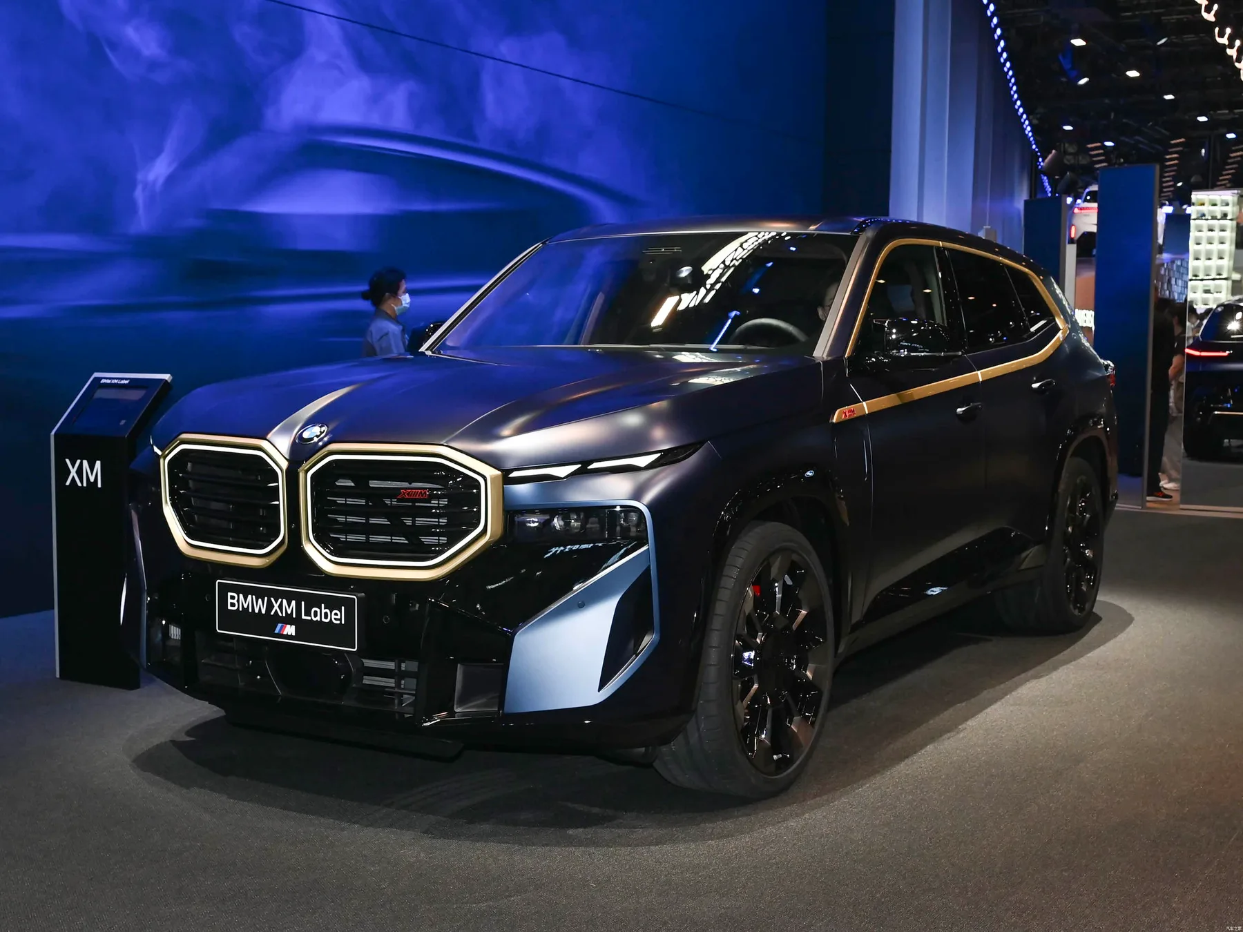 BMW XM