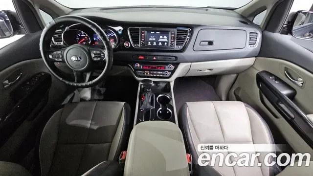 Kia Carnival 8 мест, миниатюра 5