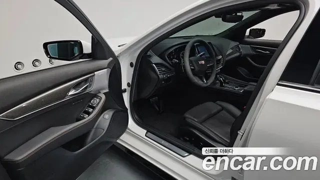 Cadillac CT5, миниатюра 8