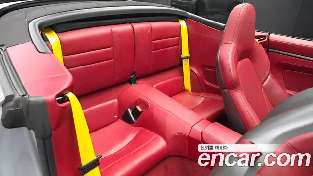 Porsche 911 4 GTS, миниатюра 4
