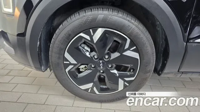 Kia Niro EV, миниатюра 8