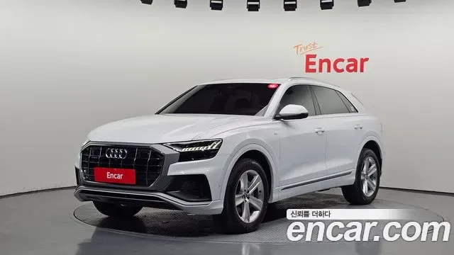 Audi Q8 45 TDI Premium