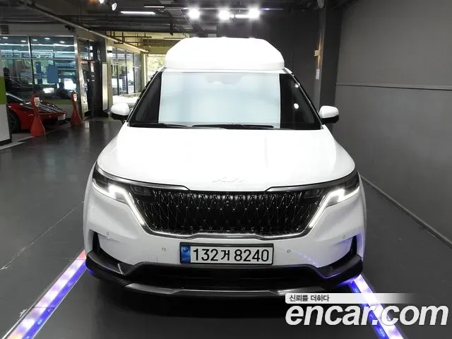 Kia Carnival бензин 7 мест, миниатюра 2