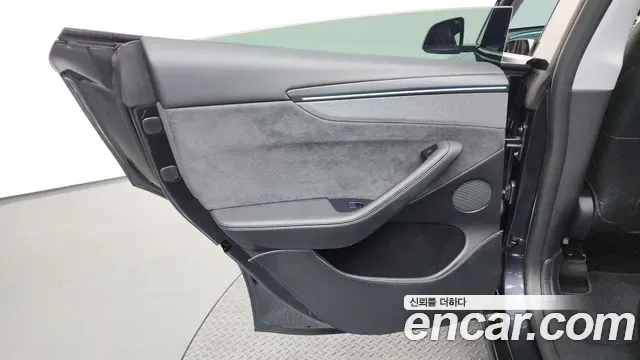 Tesla Y AWD, миниатюра 16