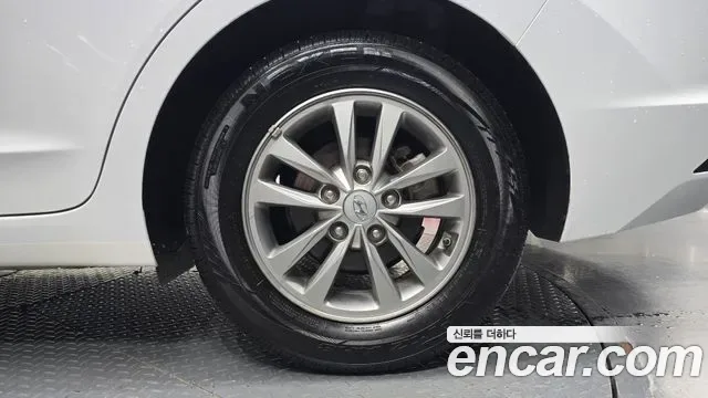Hyundai Avante AD, миниатюра 10