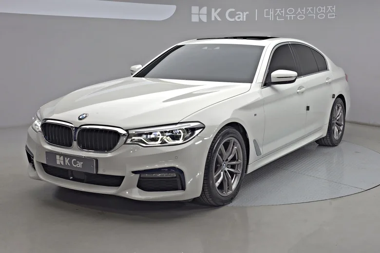 BMW 5 (G30) 520i M
